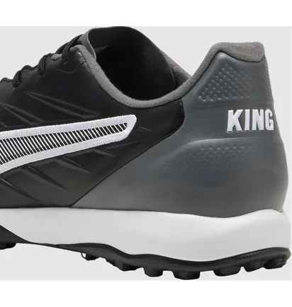 Сороконіжки унісекс Puma King Pro Tt Black/Grey 107872-01