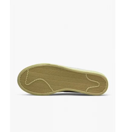 Кроссовки женские Nike Blazer Low Platform Casual Shoes White Dj0292-109