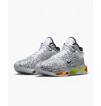 Кросівки унісекс Nike G.T. Jump 2 Electric Basketball Shoes White/Black FV1285-900