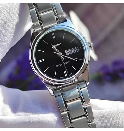 Часы женские Casio Timeless Collection LTP-V006D-1B2