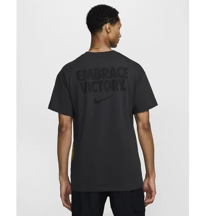 Футболка чоловіча Nike Sportswear Max90 T-Shirt Black HQ2579-045