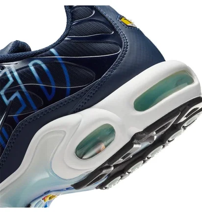 Кросівки чоловічі Nike Air Max Plus MenS Shoes Black IH4459-473