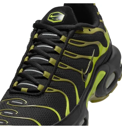 Кросівки чоловічі Nike Air Max Plus Black DM0032-010