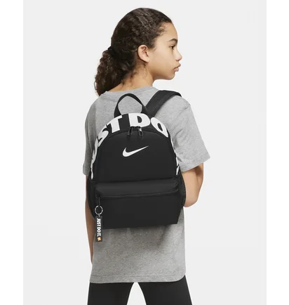 Рюкзак детский Nike Brsla Jdi Mini Bkpk Black DR6091-010