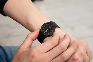 Годинник унісекс Casio Analog MQ-24-1E