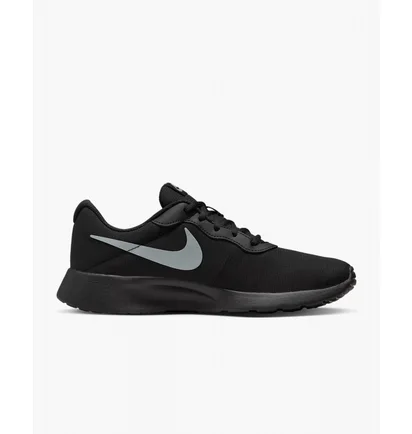 Кроссовки женские Nike Tanjun Refine Black DR4495-001