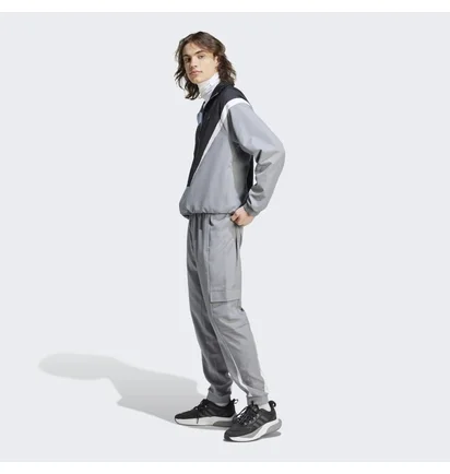Спортивный костюм мужской Adidas Sportswear Woven Non-Hooded Track Suit Grey/Black IJ6072