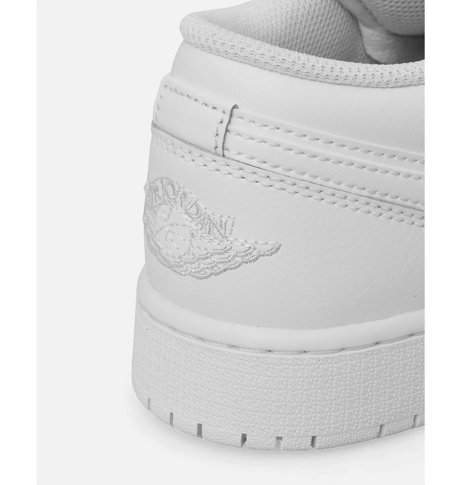 ᐉ Кросівки дитячі Nike Air Jordan 1 Low (Gs) Sneakers White