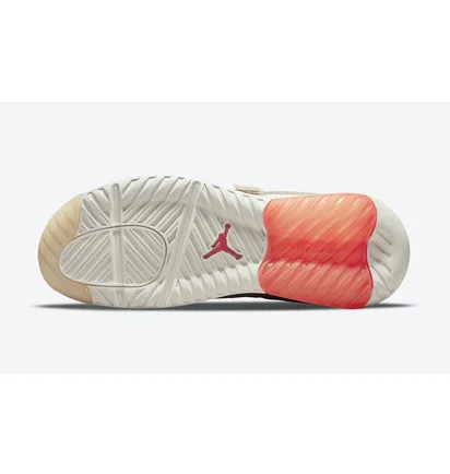 Кросівки чоловічі Air Jordan Ma2 Beige CV8122-200