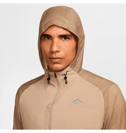 Ветровка мужская Nike Aireez Beige FN4002-247