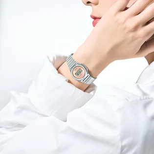 Часы женские Casio LA700WE-4A