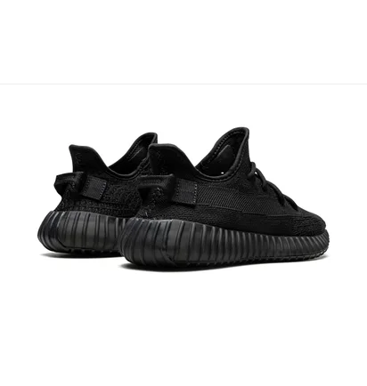 Кросівки чоловічі Adidas Yeezy Boost 350 V2 Black HQ4540