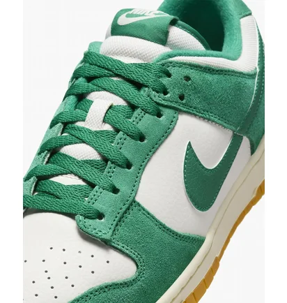 Кроссовки мужские Nike Dunk Low Se Shoes Green/White HQ1519-030