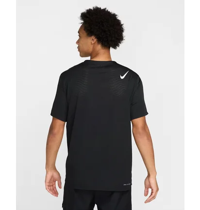 Футболка мужская Nike Aeroswift Black HJ3377-010