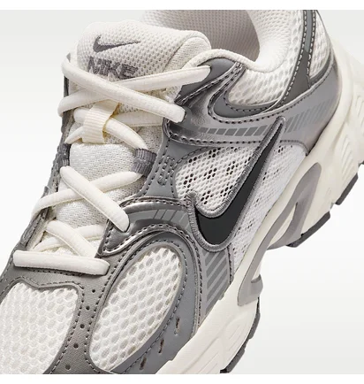 Кросівки дитячі Nike V5 Rnr Grey/White HQ6411-003