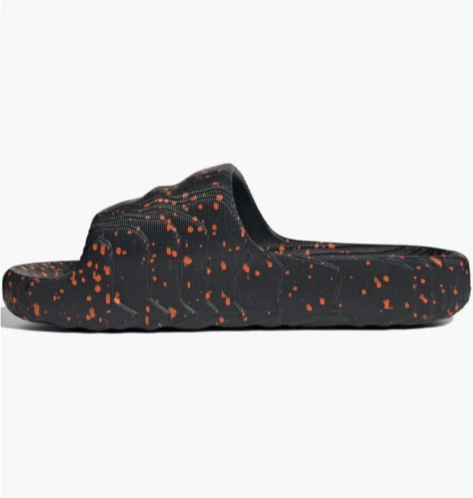 Тапочки унисекс Adidas Adilette Black IG9262