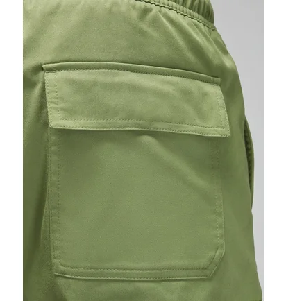 Штани чоловічі Air Jordan Essentials Chicago Pants Green FB7305-340