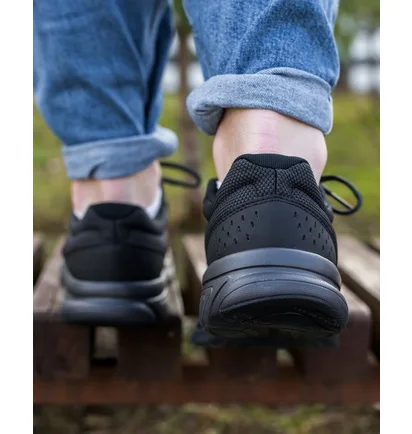 Кроссовки мужские New Balance 411 Black M411LK2