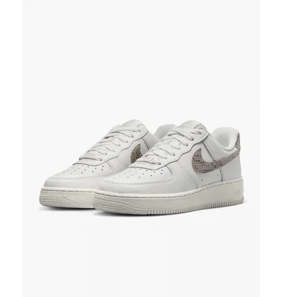 Кросівки жіночі Nike Air Force 1 07 White Dd8959-002