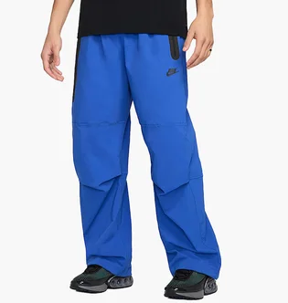 Штаны мужские Nike Tech MenS Woven Oversized Trousers Blue HM7158-480