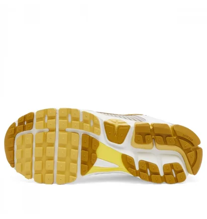 Кроссовки женские Nike W Zoom Vomero 5 Sc Sneaker White/Yellow HJ9607-700