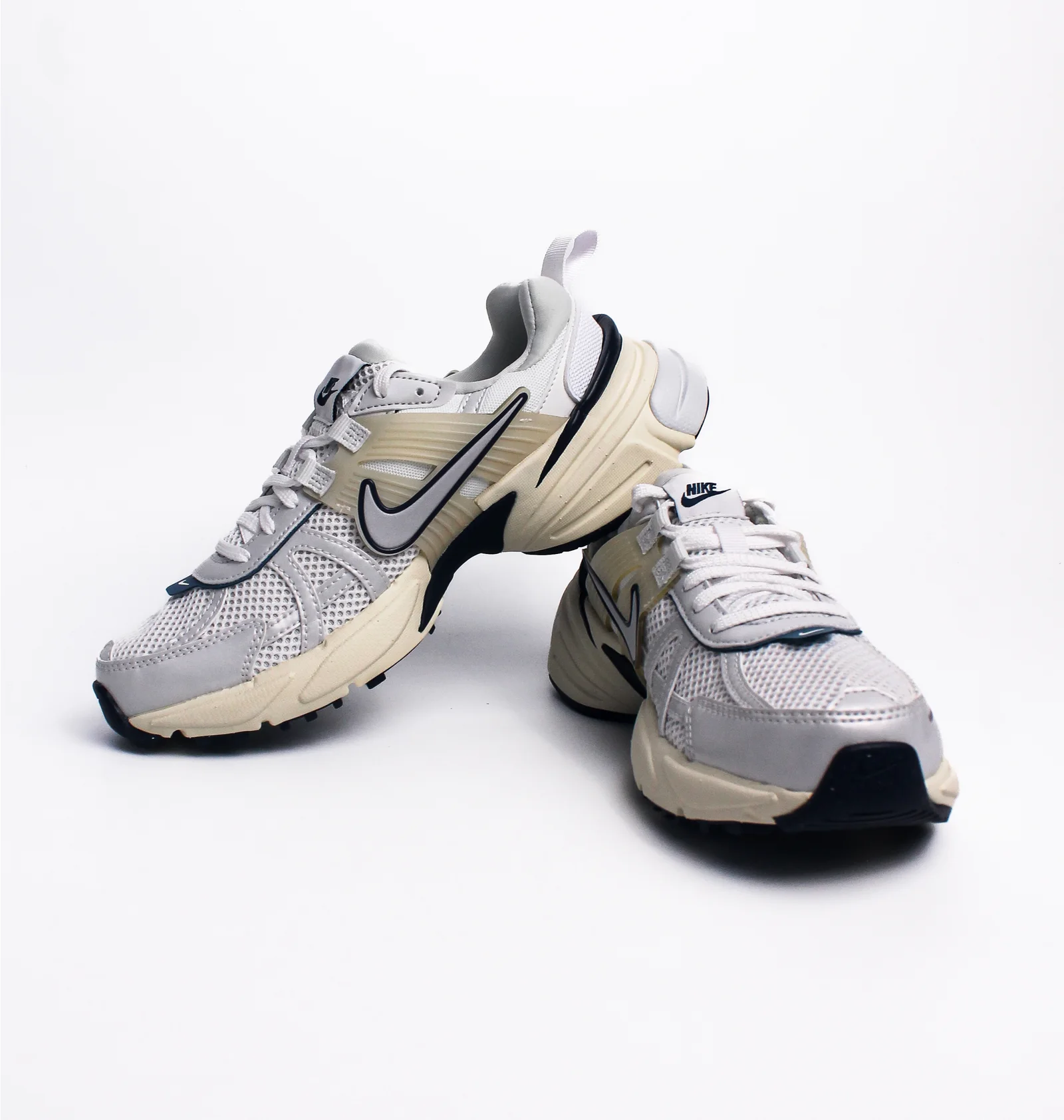 ᐉ Кросівки жіночі Nike V2K Run White FD0736-102 - придбати в