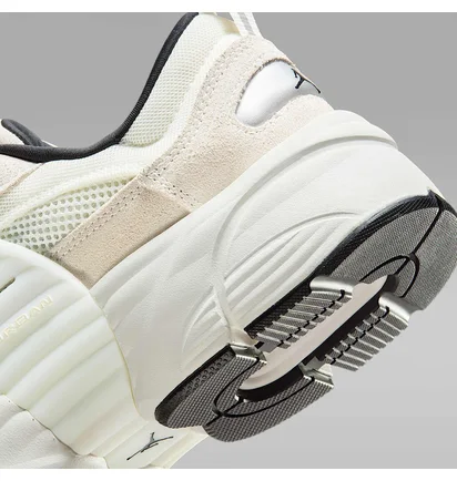Кроссовки мужские Air Jordan Trunner O/S White IB3722-102