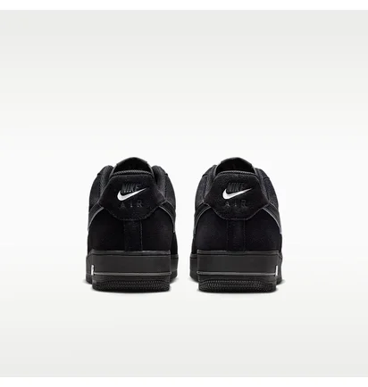 Кросівки чоловічі Nike Air Force 1 07 Lv8 Black IQ0292-010