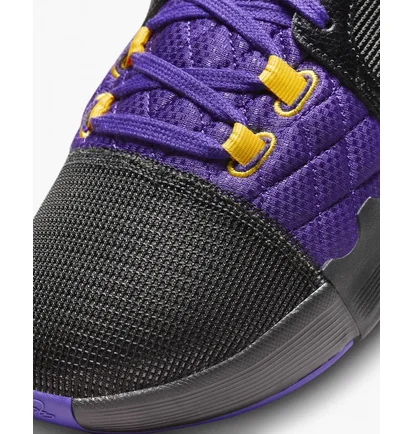 Кросівки унісекс Nike Lebron Witness 8 Basketball Shoes Black FB2239-001