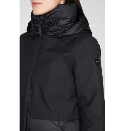 Куртка жіноча Cmp Jacket Fix Hood Black 39K2856-38Ud