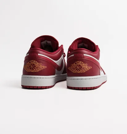 Кросівки чоловічі Air Jordan 1 Low White/Red 553558-607