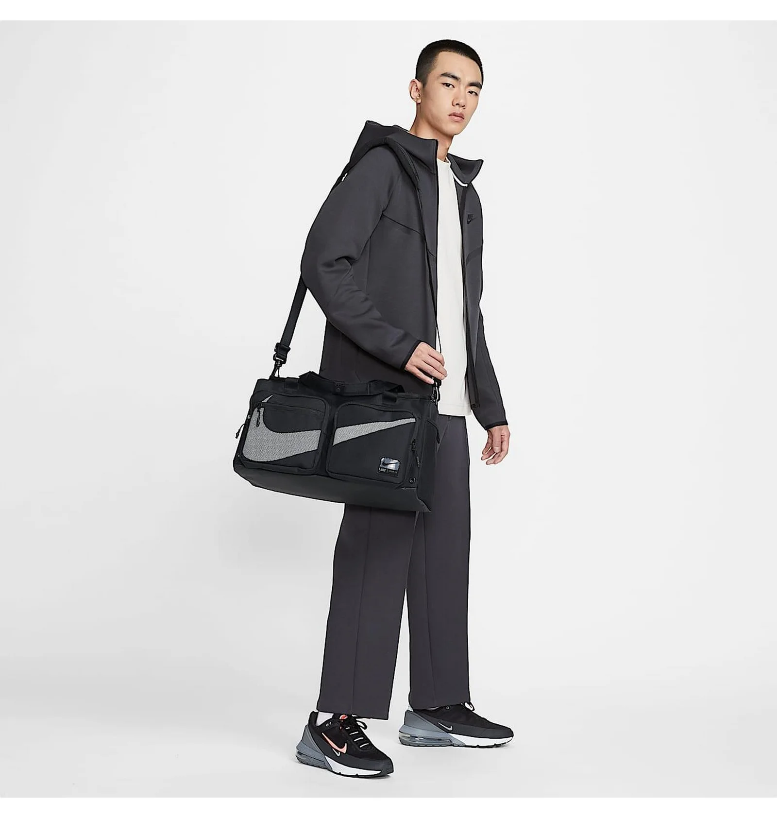 ᐉ Сумка чоловіча Nike Utility Power 2.0 Duffel Bag Black HF0654