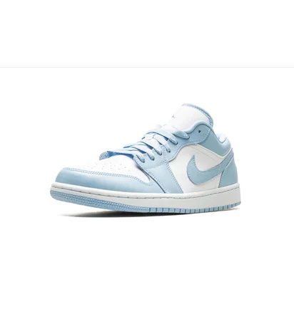 Кросівки жіночі Air Jordan Wmns 1 Low White/Light Blue DC0774-141