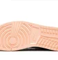 Кроссовки мужские Air Jordan 1 Retro High Og Black/Peach 555088-081