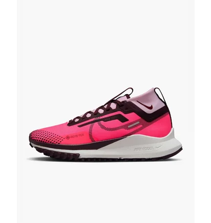 Кроссовки женские Nike Pegasus Trail 4 Gore-Tex Waterproof Trail Running Shoes Pink FN7769-600