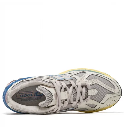 Кроссовки женские New Balance 1906N Grey M1906NC