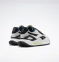 Кроссовки мужские Reebok The Jetsons Classic Legacy Az Shoes White Gy3983