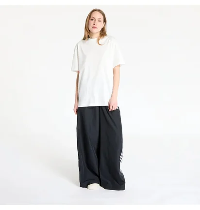 Футболка унисекс Y-3 Graphic White Y-6762CDA6AD3276589DF4CF2EBB