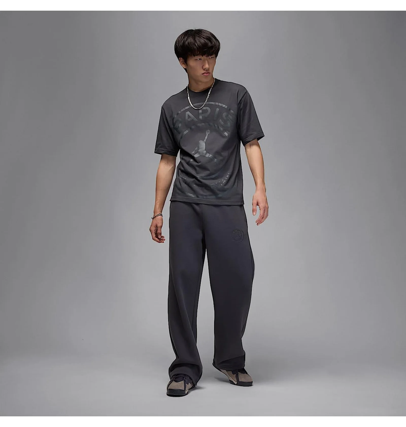 ᐉ Футболка мужская Air Jordan Psg Ss Logo Grey HV3411-060