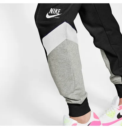 Штаны женские Nike W Nsw Heritage Jogger Flc Mr Black Cz8608-010