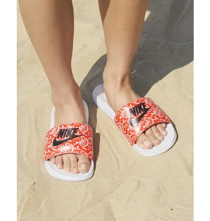 Тапочки жіночі Nike Victori One Slide Print White/Orange Cn9676-800