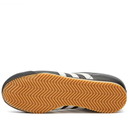 Кроссовки унисекс Adidas Kick Black IG8951
