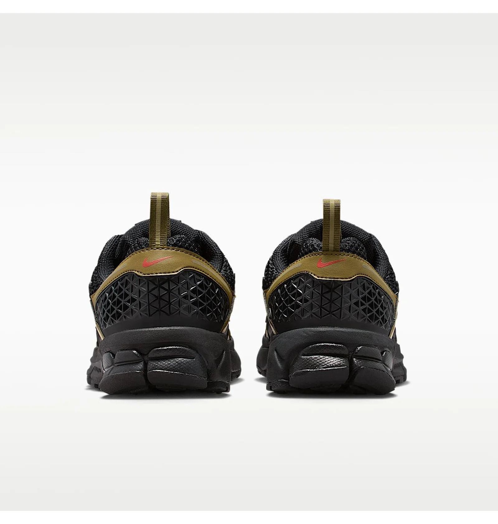 ᐉ Кросівки дитячі Nike Air Zoom Vomero 5 Gs Brown HF6998-013