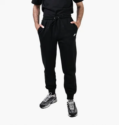 Штани чоловічі Nike Club Pants Black FN3787-010