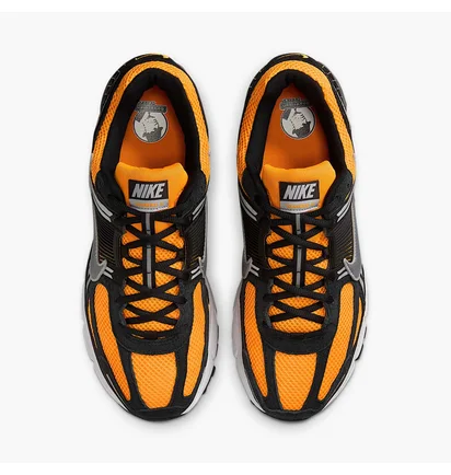 Кросівки чоловічі Nike Zoom Vomero 5 Black/Orange IF6211-700