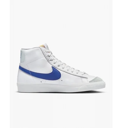 Кросівки чоловічі Nike Blazer Mid 77 Vntg White BQ6806-124