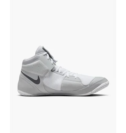 Кроссовки унисекс Nike Fury Wrestling Shoes White/Grey AO2416-101