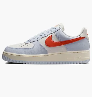 Кросівки жіночі Nike Air Force 1 07 WomenS Shoes White/Blue HV0843-085