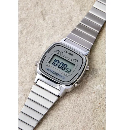Часы женские Casio Vintage Digital LA670WEA-7E