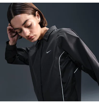 Куртка женская Nike Sportswear Black HQ3750-010